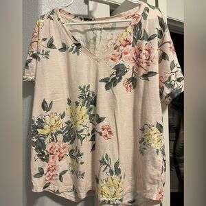 XL 24/7 brand floral T-shirt